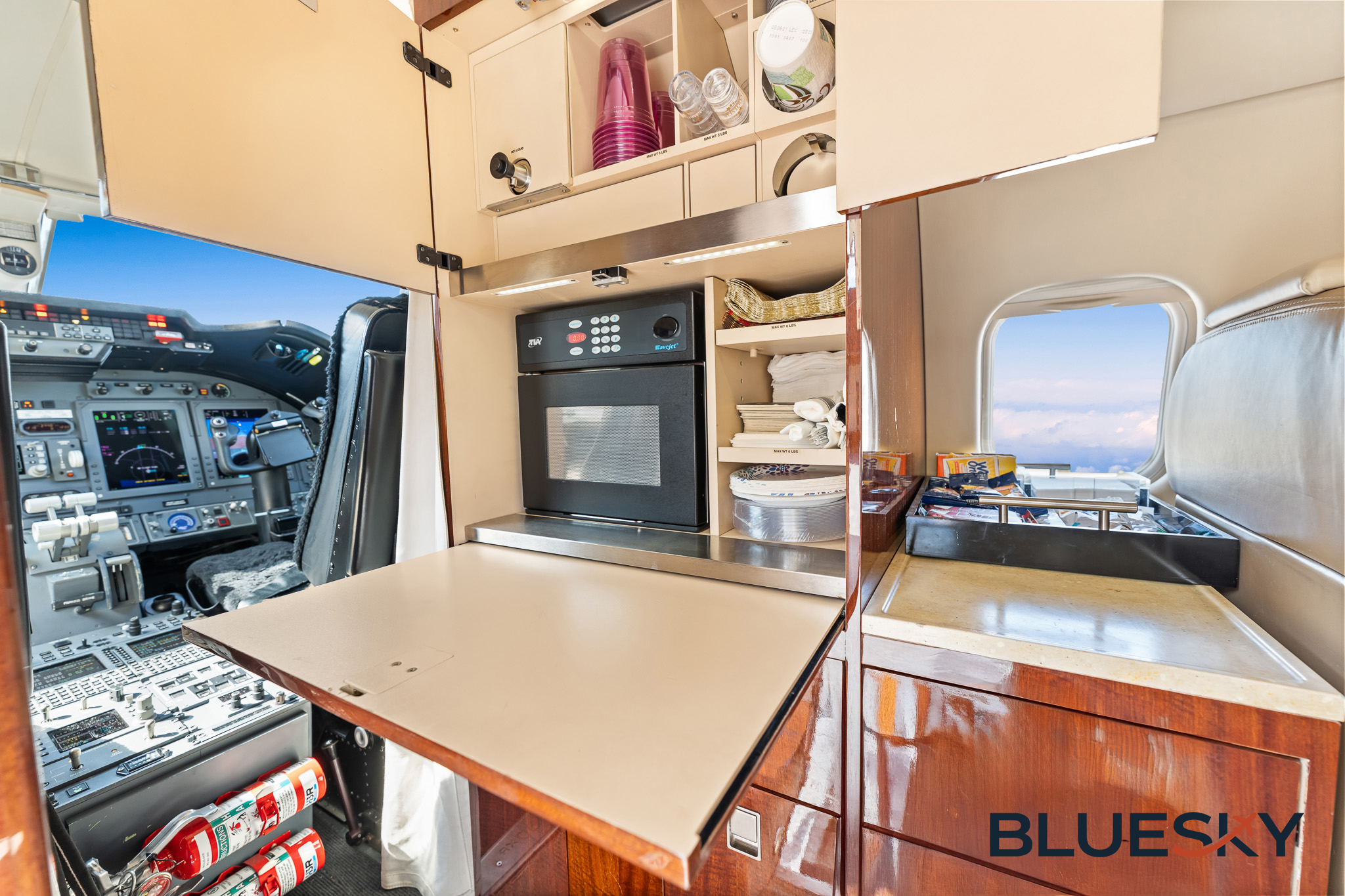 Learjet 60XR gallery image 22